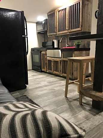 Deluxe King Studio