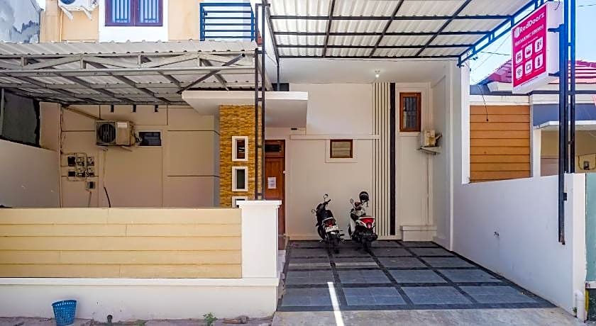 RedDoorz near Majapahit Semarang