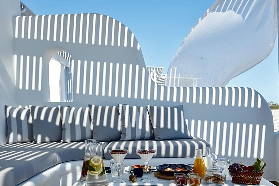 Orabel Suites Santorini (Adults Only)