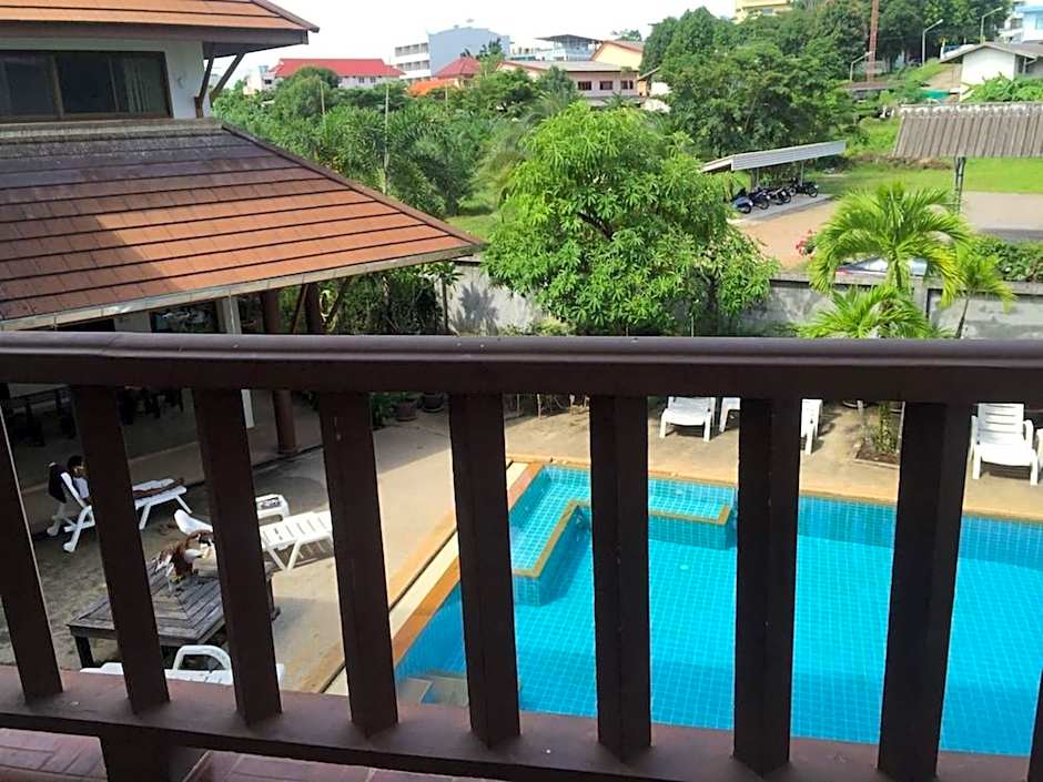 Krabi Cozy Place Hotel