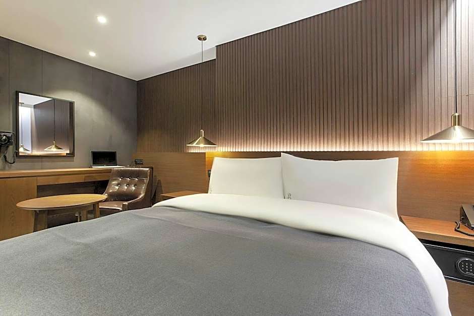 Anseong City Hotel