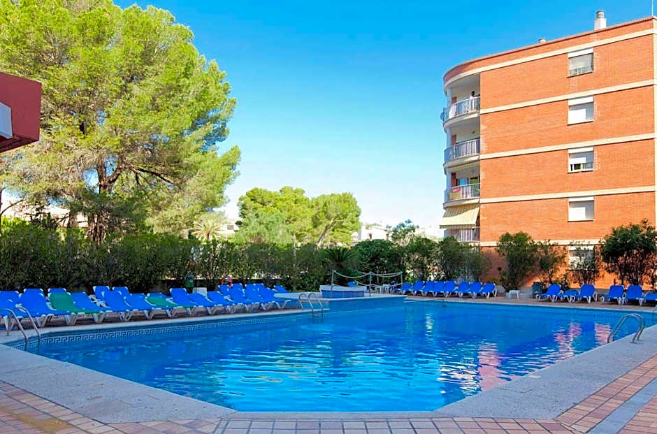Hotel Seramar Luna-Luna Park