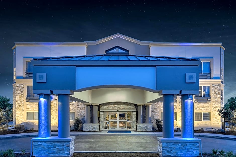 Holiday Inn Express Hotel & Suites San Jose-Morgan Hill, an IHG Hotel