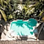 Casa Iguana Holbox - Beachfront Hotel