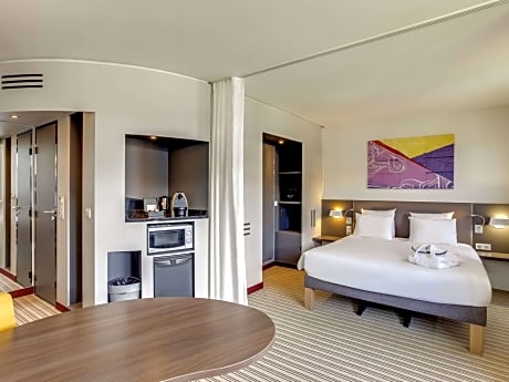 Superior Suite with Double Bed and Sofa Bed