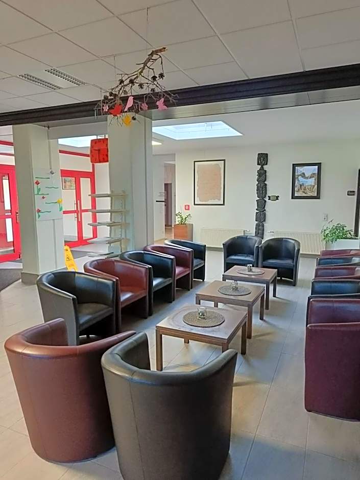 Mladinski dom - Hostel