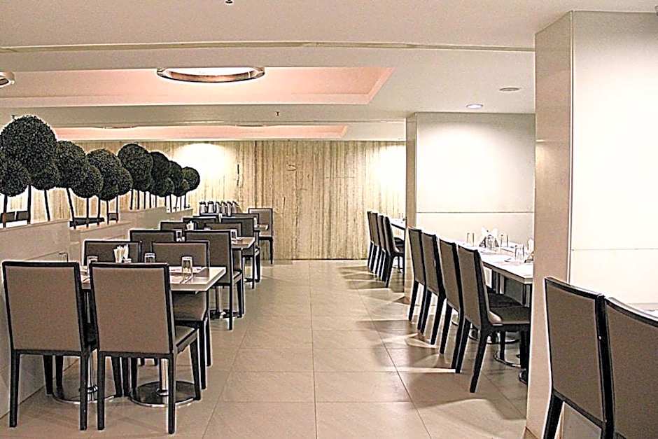 Minerva Grand Hotel