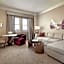 Fairmont Hotel Macdonald