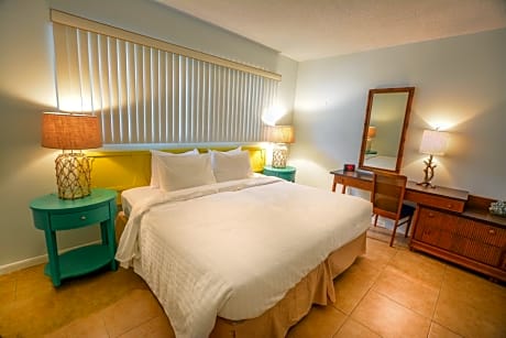 Deluxe Suite with Sea View