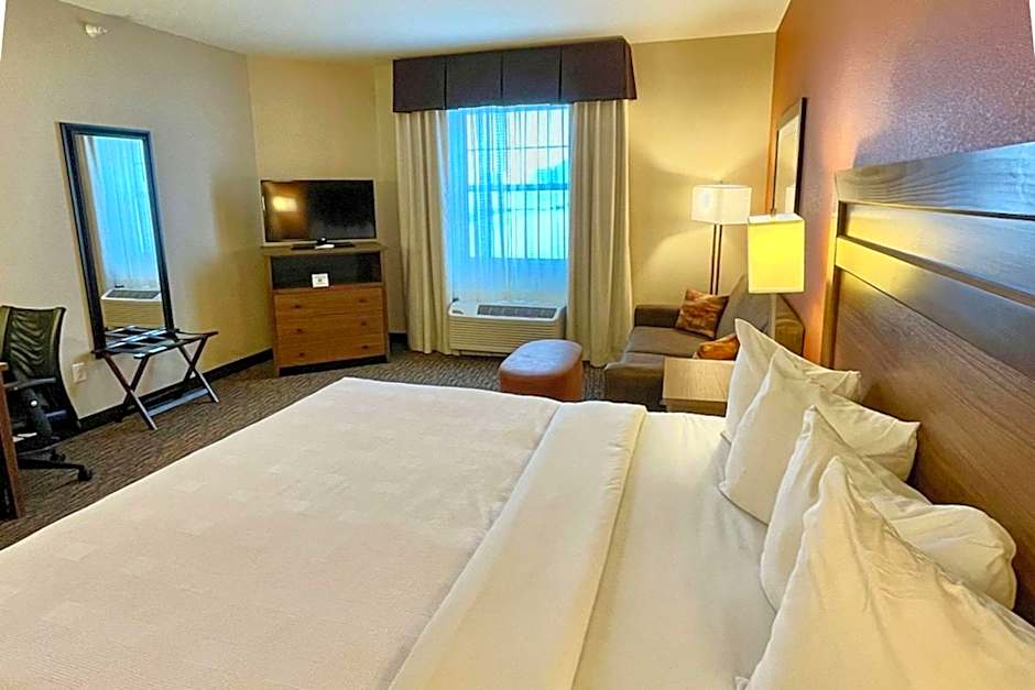 MainStay Suites Watford City - Event Center
