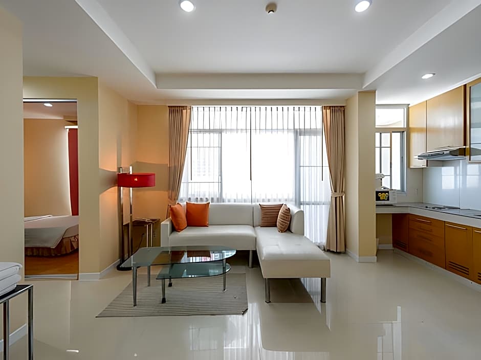 Silom Convent Garden Hotel