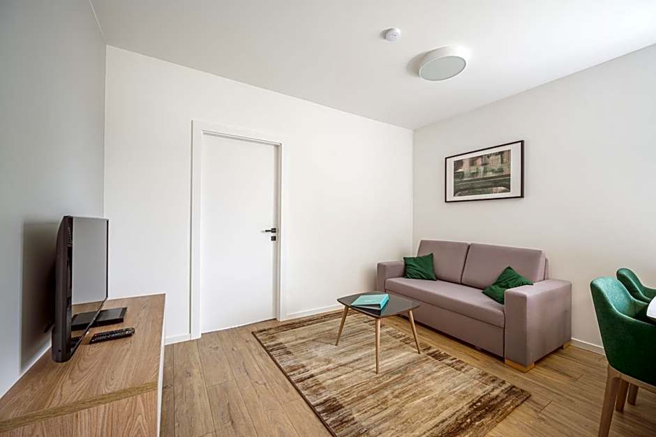 Marina Apartments ZOO