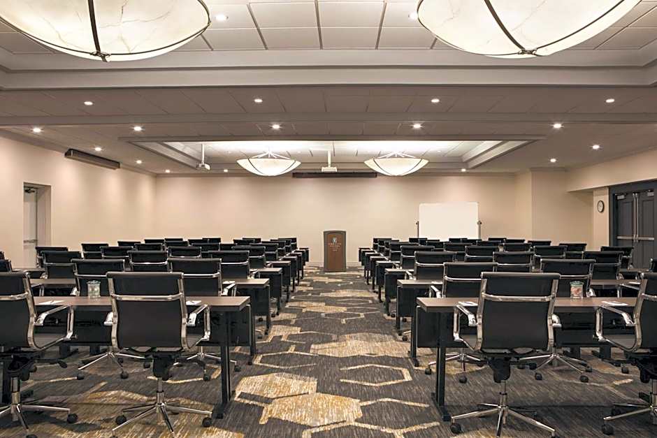 Embassy Suites By Hilton Hotel Richmond-Commerce Center