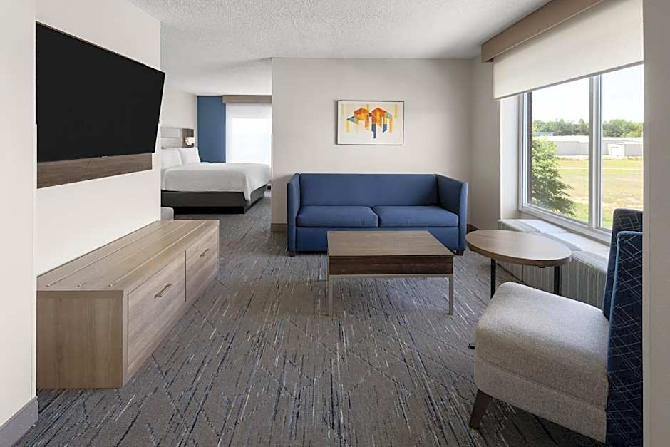 Holiday Inn Express and Suites Newberry By IHG