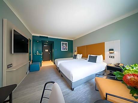 Superior Twin Room - City Side