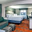 Holiday Inn Express & Suites SHAWNEE-KANSAS CITY WEST