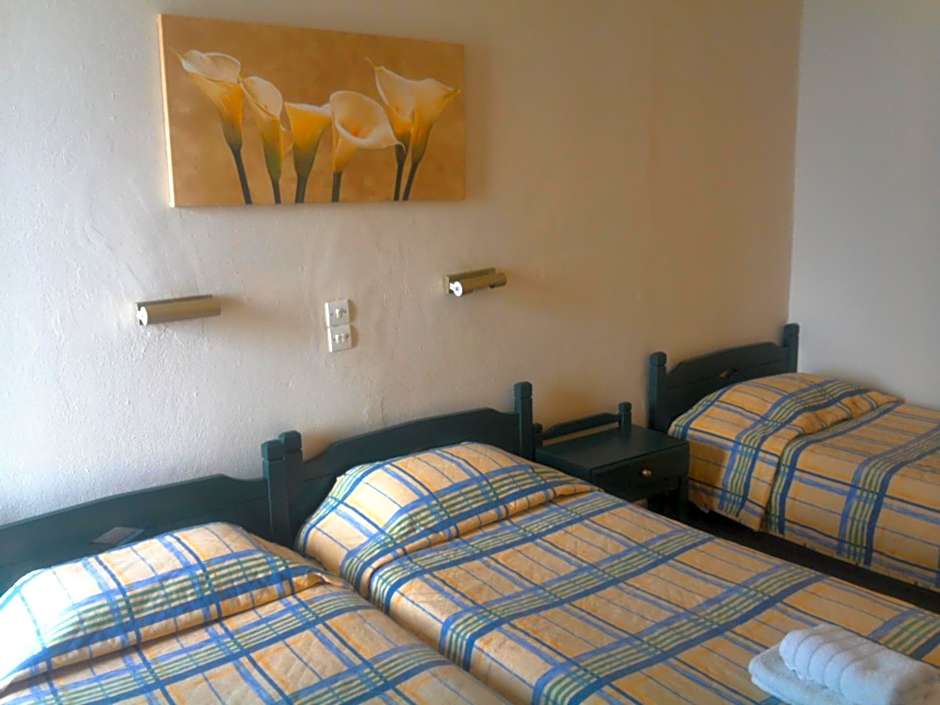 Canvas by Mitsis Belvedere