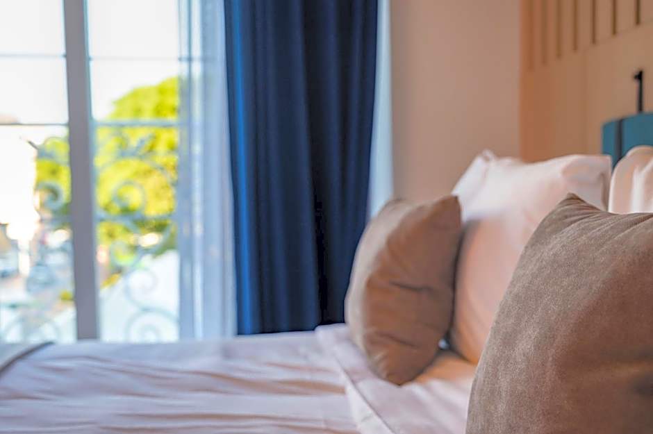 Townhouse17 Boutique Bed & Breakfast