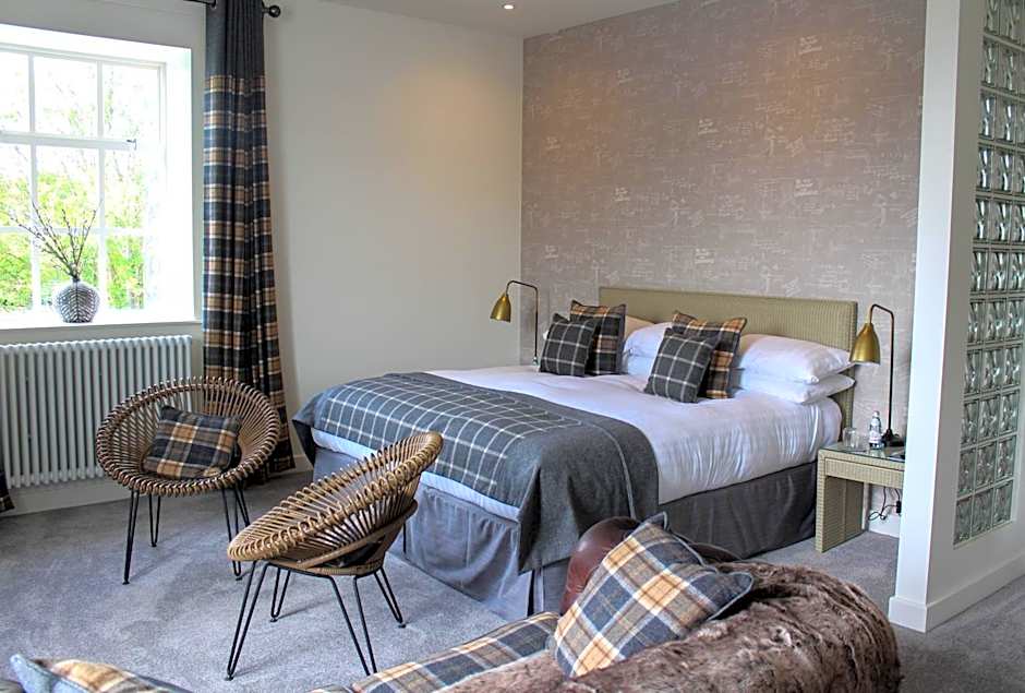 Photo 1 of 3 of Family Suite