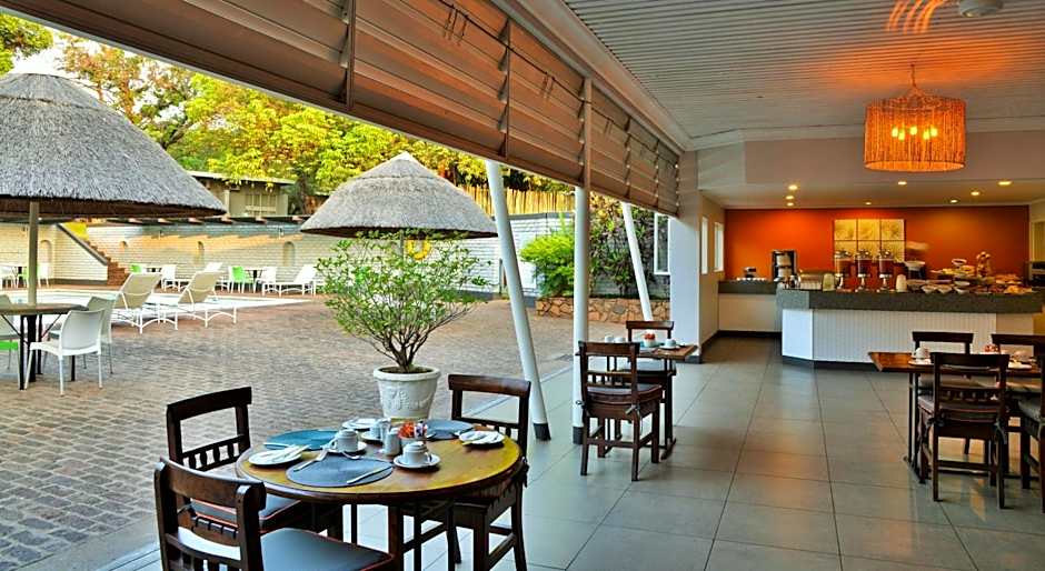 Cresta Sprayview Victoria Falls