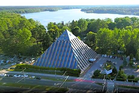 Piramida Park Hotel & Wellness