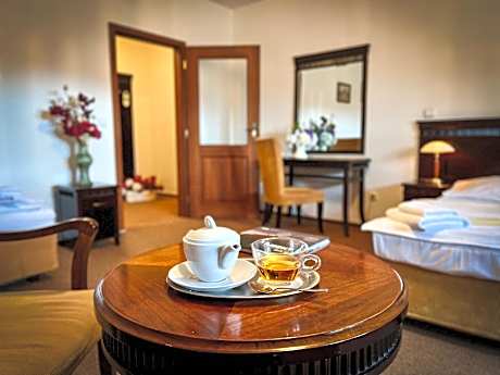 Triple Room with Bath