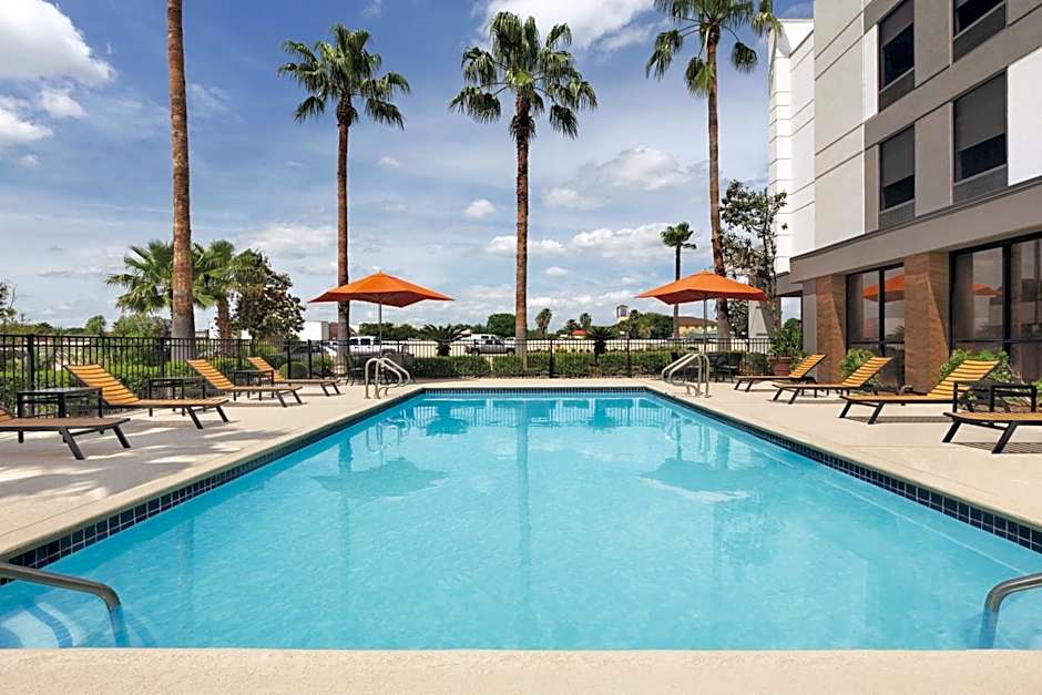Hampton Inn By Hilton Houston-Brookhollow