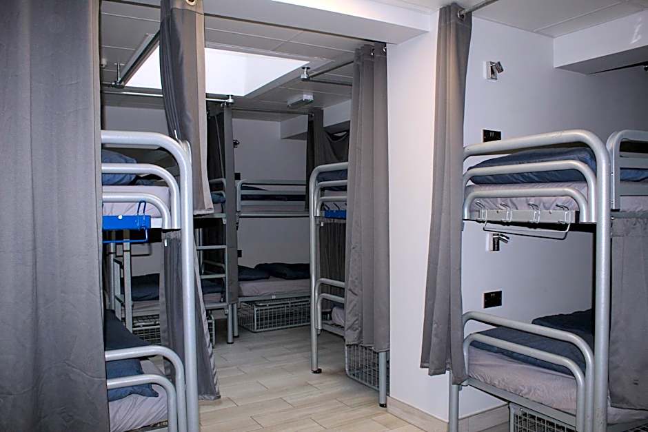Abbey Court Hostel