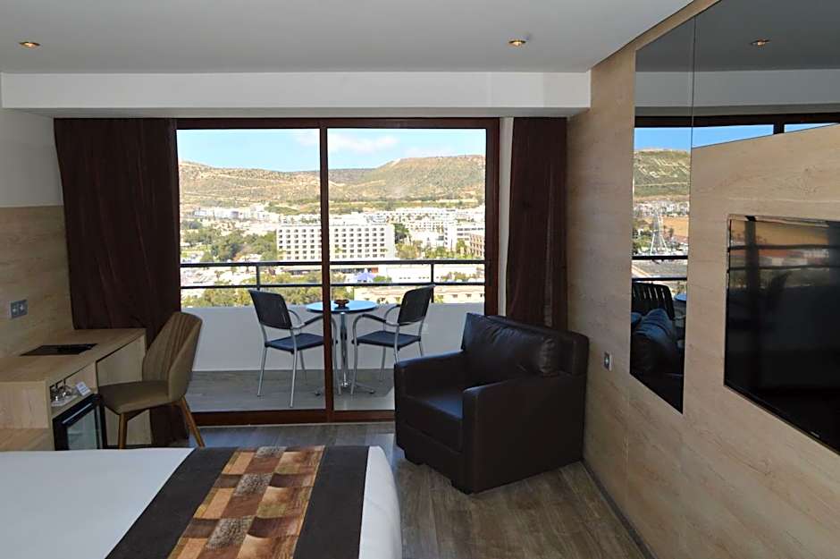 Anezi Tower Hotel