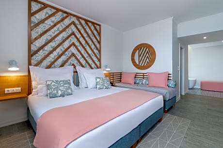 Superior Sea View Room