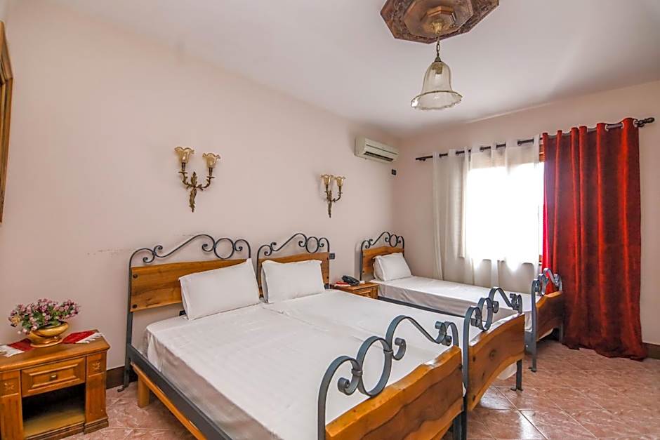 Photo 1 of 14 of Standard Twin Room