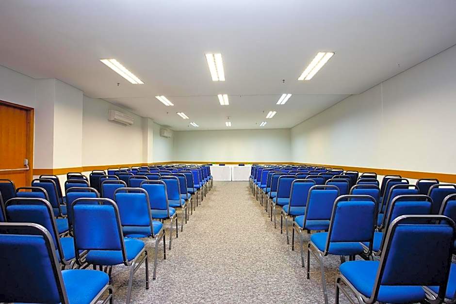 America Towers Hotel