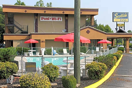 Scottish Inn Knoxville