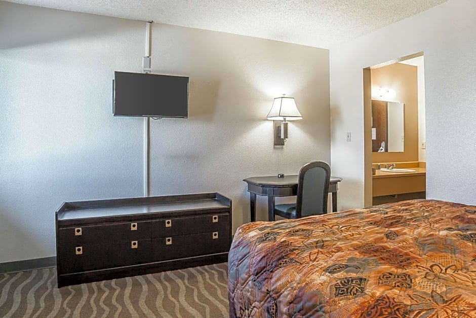 Rodeway Inn Cheyenne East