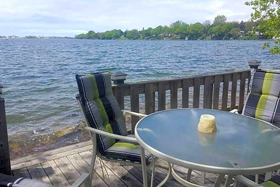 West Lake Waterfront Swimming - Free Pontoon Boat!