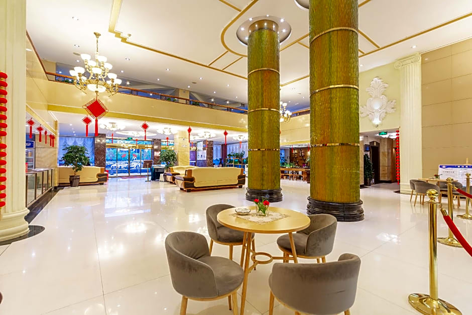 Kunming Noah's Ark Hotel