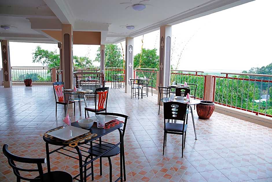 Crystal Apartments and Hotel