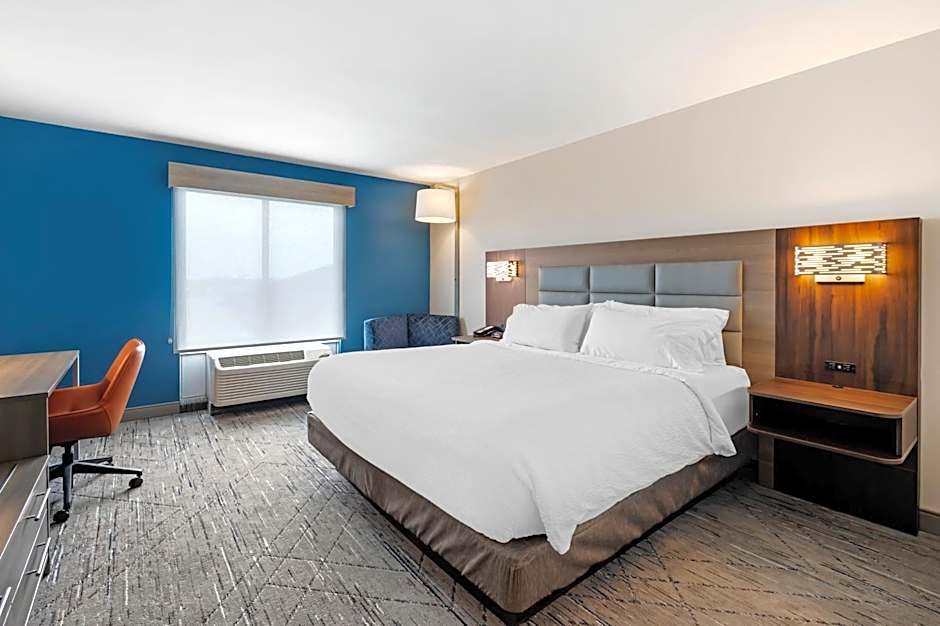 Holiday Inn Express White House By IHG