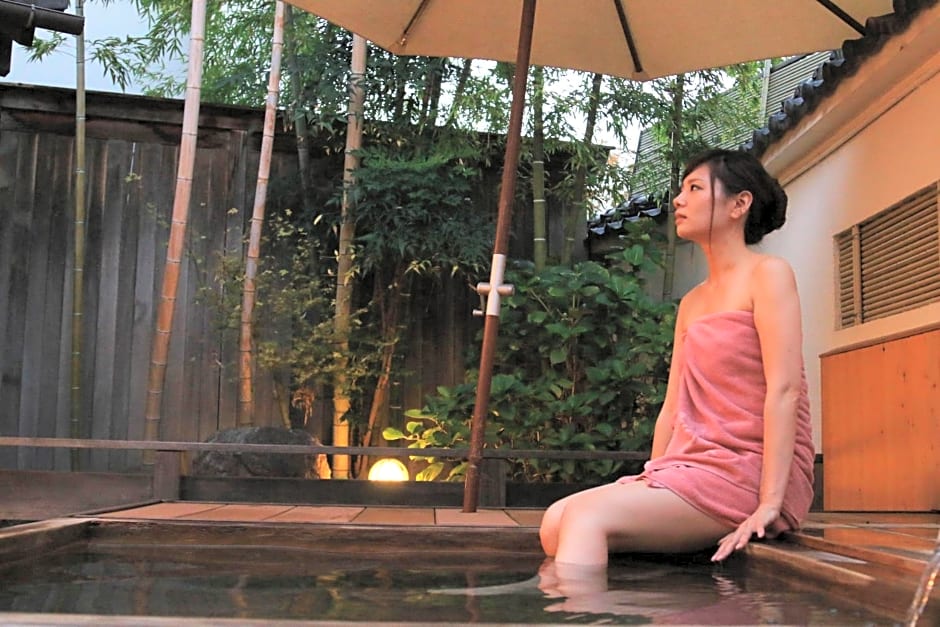 Yanagiya