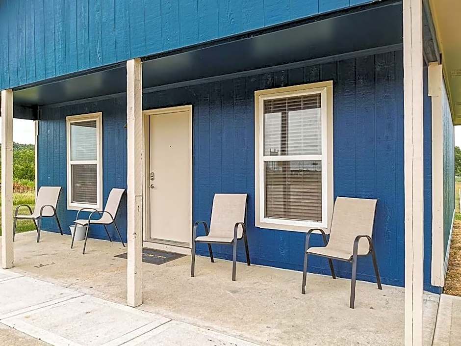 Valley Cabins Double Queen Hotel Room