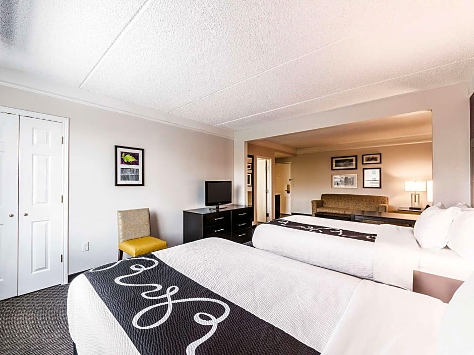 La Quinta Inn & Suites by Wyndham San Antonio Downtown