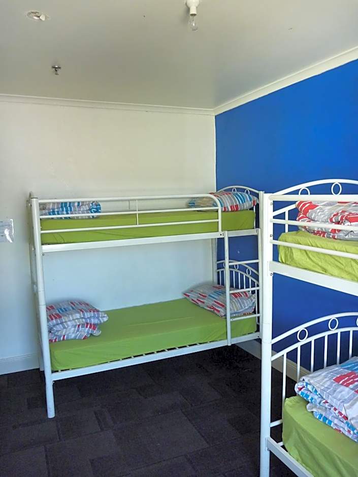 West End Motel & Backpackers