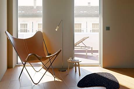 DOUBLE CORNER DELUXE