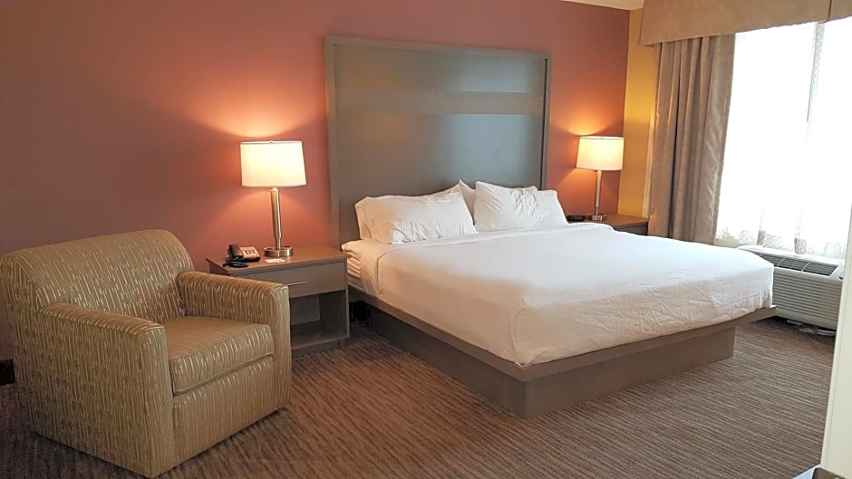 Holiday Inn Santee, an IHG Hotel