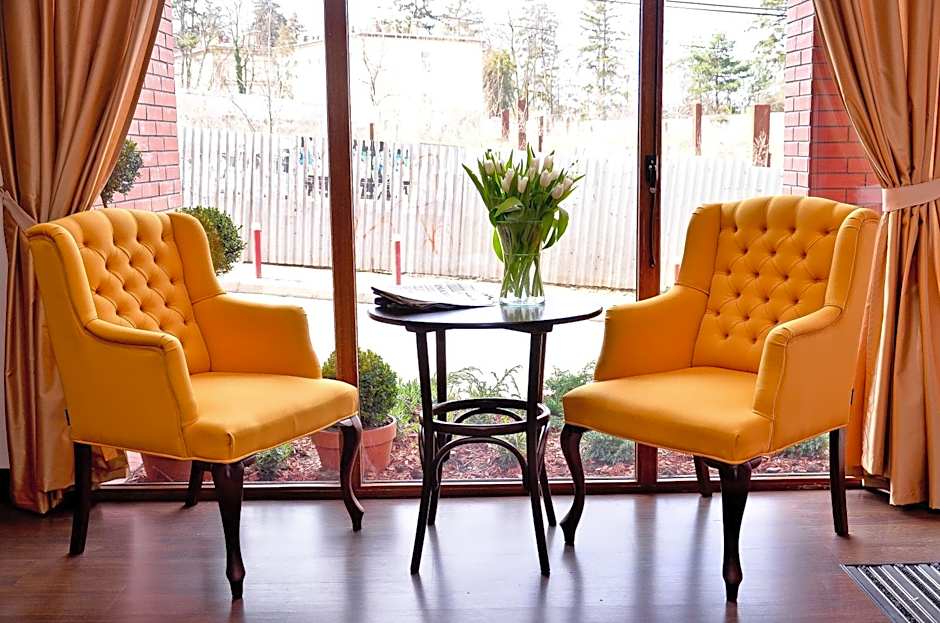 Hotel Capitolina City Chic