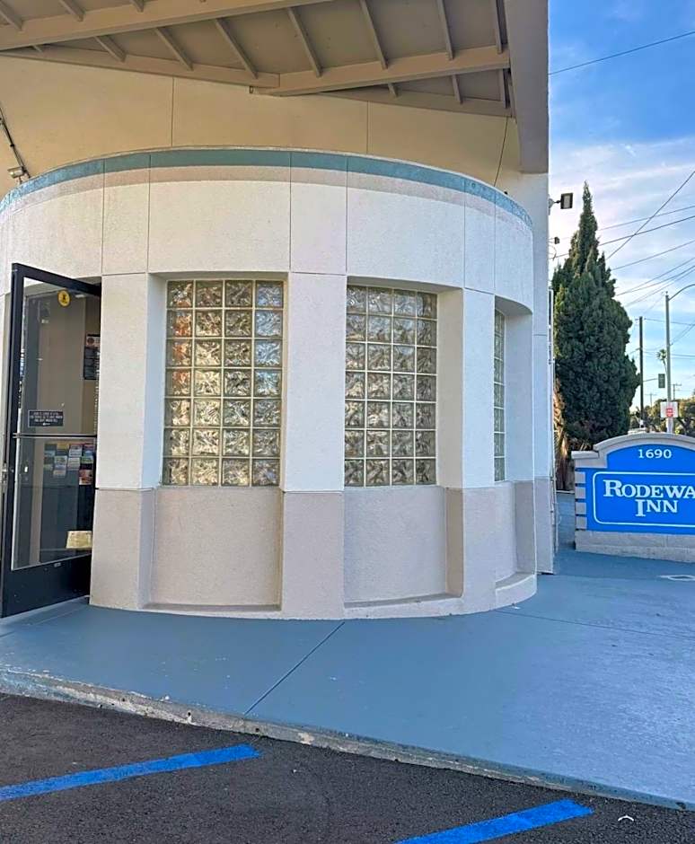 Rodeway Inn Ventura