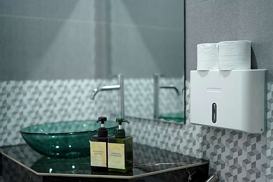 Chillax Khaosok Hostel - SHA Certified