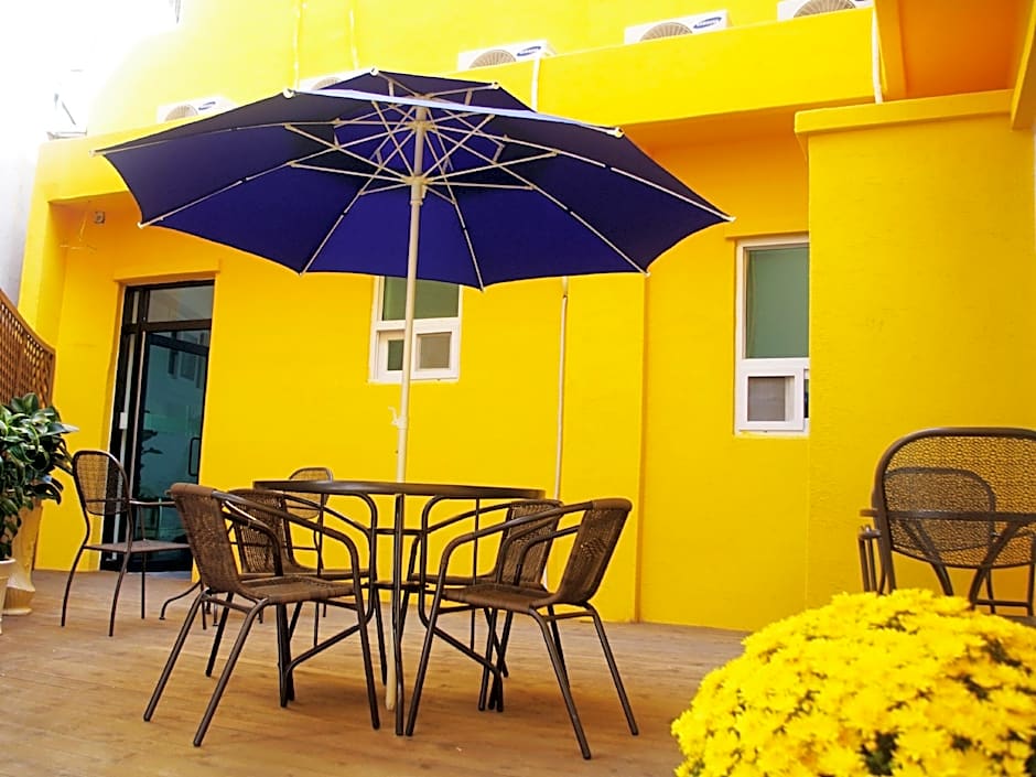 24 Guesthouse Yeosu