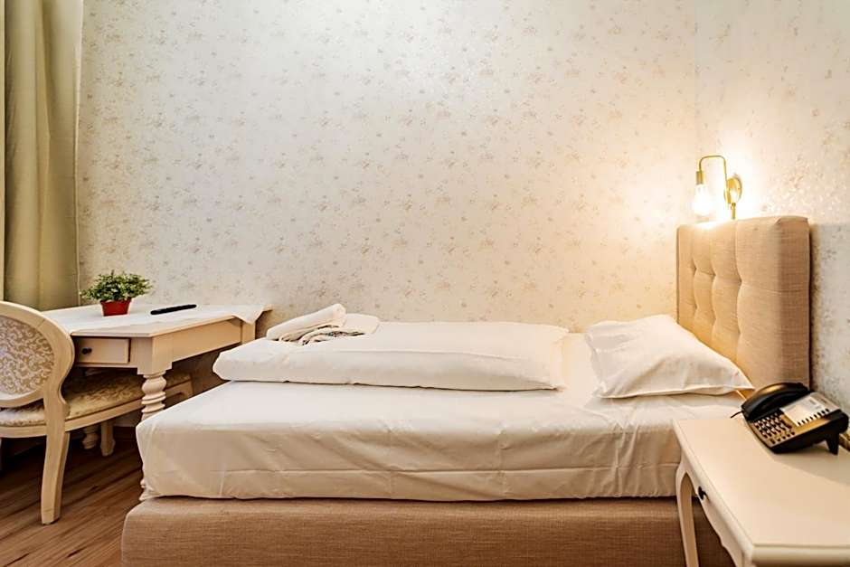 Hotel Pension Baronesse