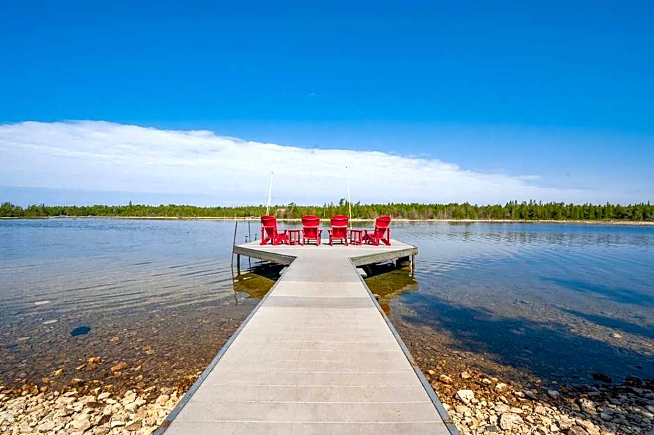 Waterfront W Sauna, Hot Tub & Boat Slip